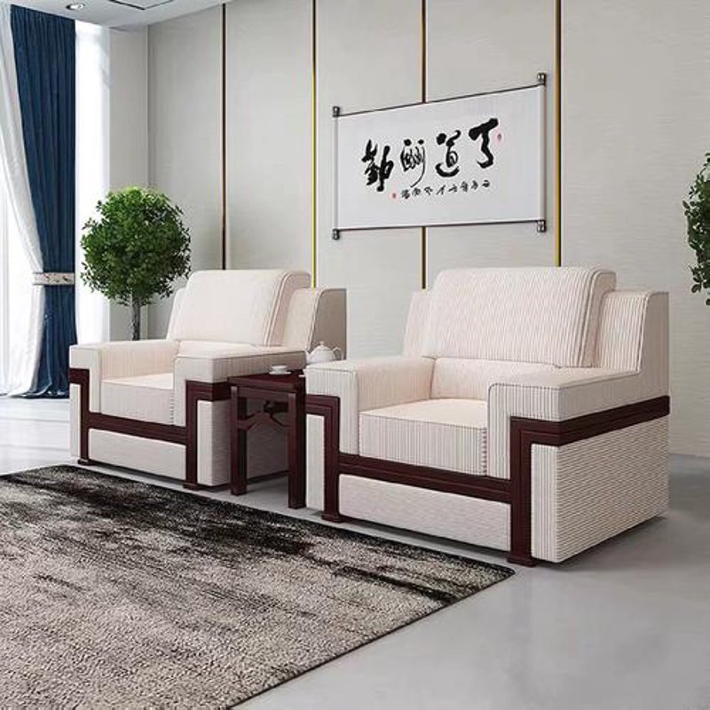 会议服务员究竟是谁?他们在会场中扮演着怎样的角色呢?